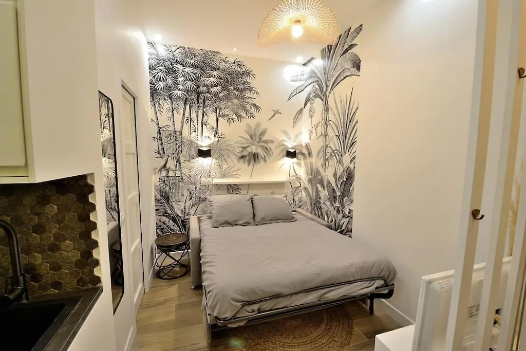 Tiny Cosy Studio Namastay In Trendy Canal St Martin Area Paris Frankrig