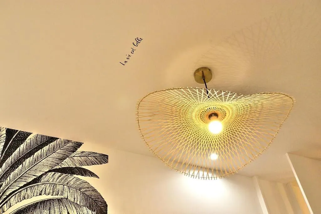 Lejlighed Tiny Cosy Studio Namastay In Trendy Canal St Martin Area Paris